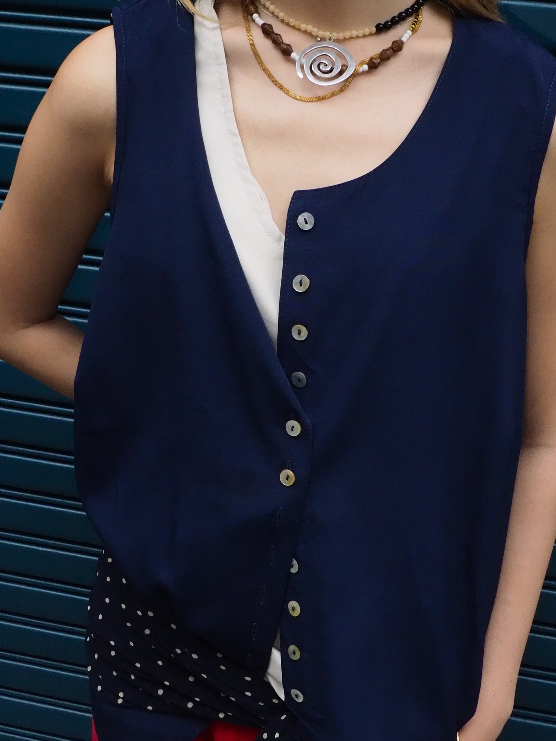 vintage shell bottan navy tops