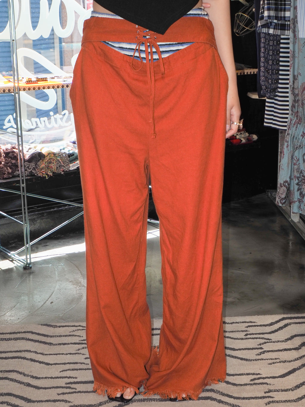 front laceup linen pants