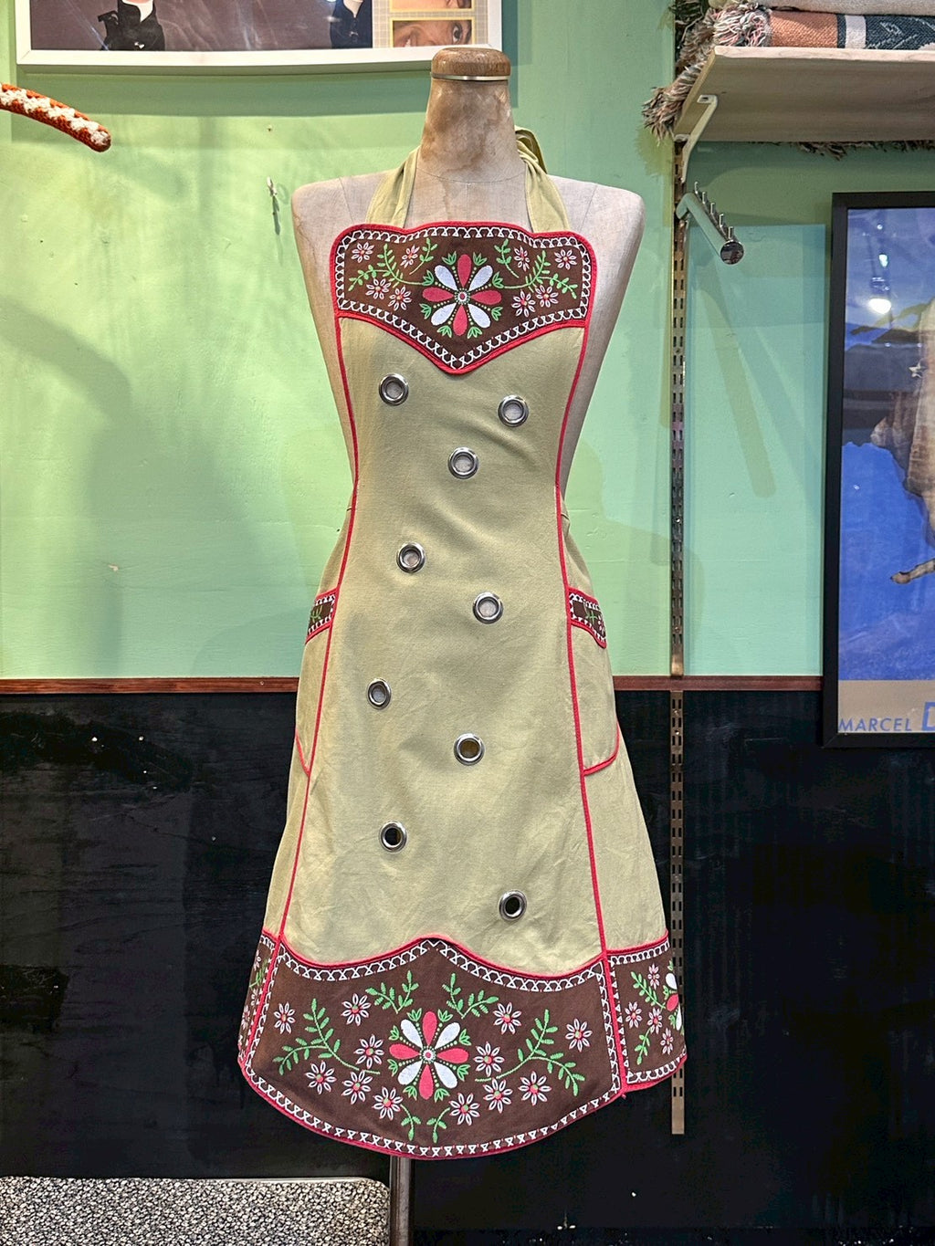 SAUCE MADE EYELET APRON KHAKI