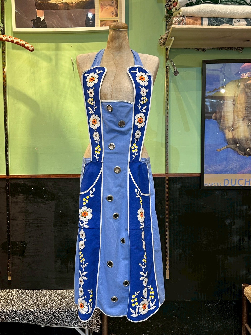 SAUCE MADE EYELET APRON BLUE