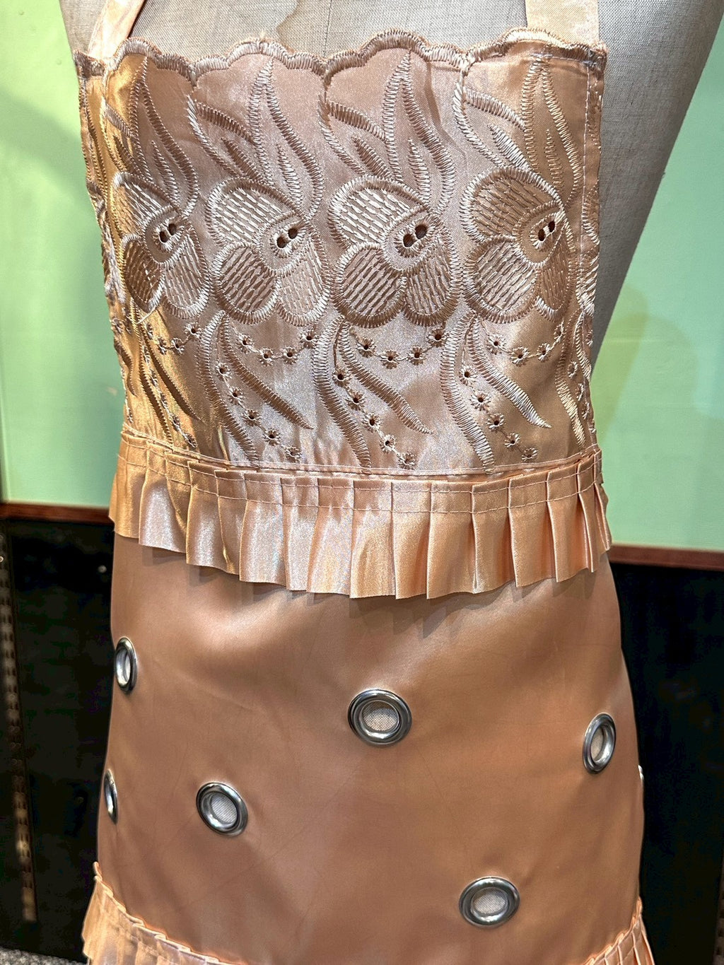 SAUCE MADE EYELET APRON BROWN NYLON