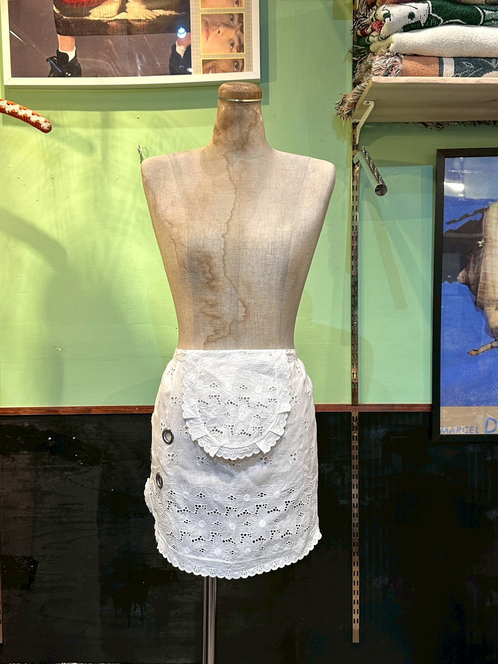 SAUCE MADE EYELET APRON