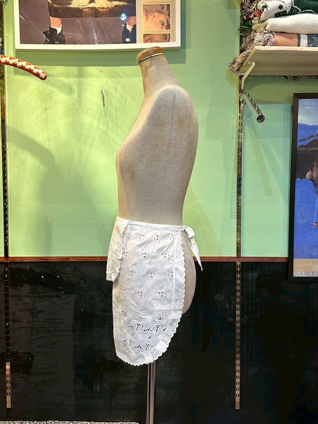 SAUCE MADE EYELET APRON