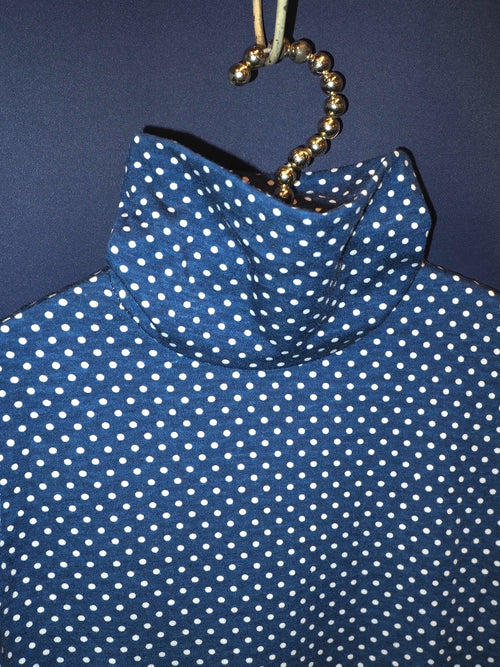 dot higth neck tops