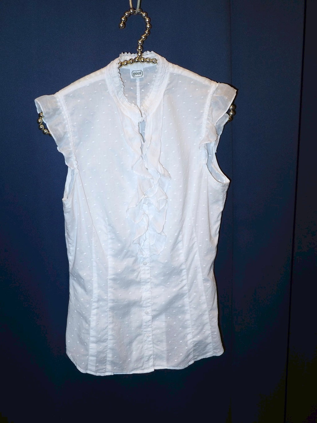 DOT frill nosleeve blouse