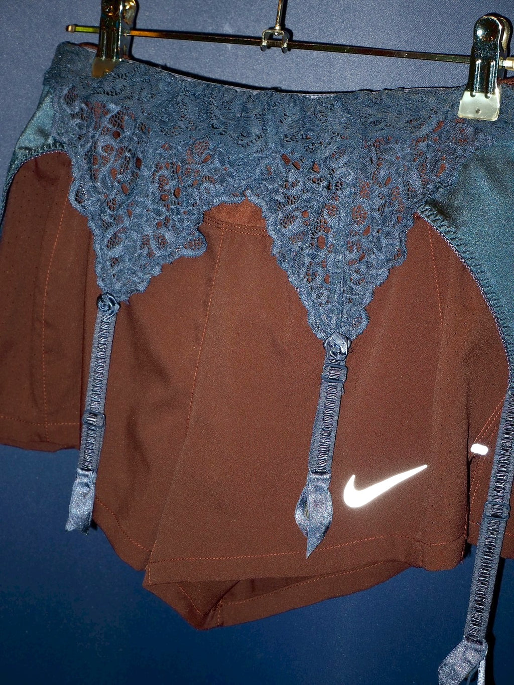NIKE brown running short pants