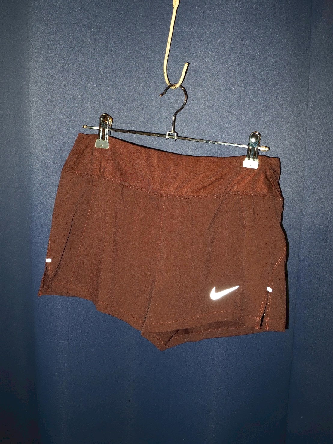 NIKE brown running short pants