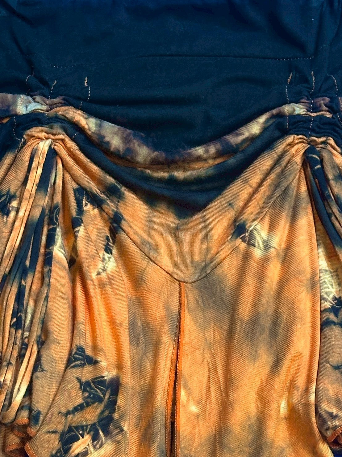 taidai flutter skrits:ORANGE BLACK