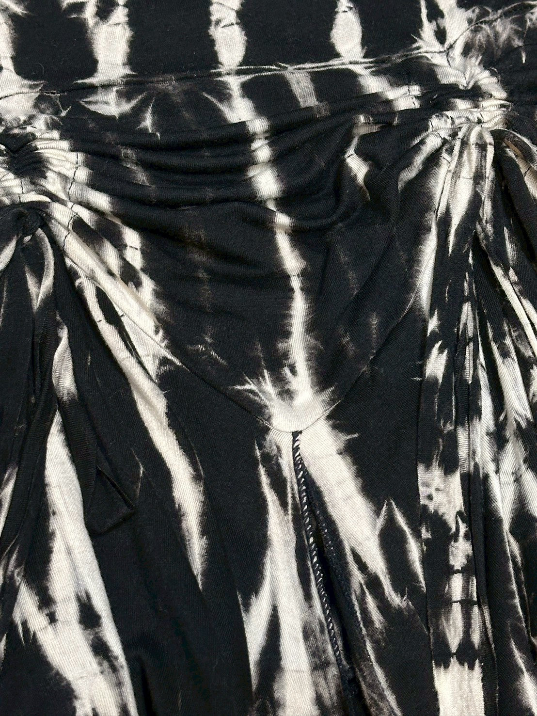 taidai flutter skrits:BLACK