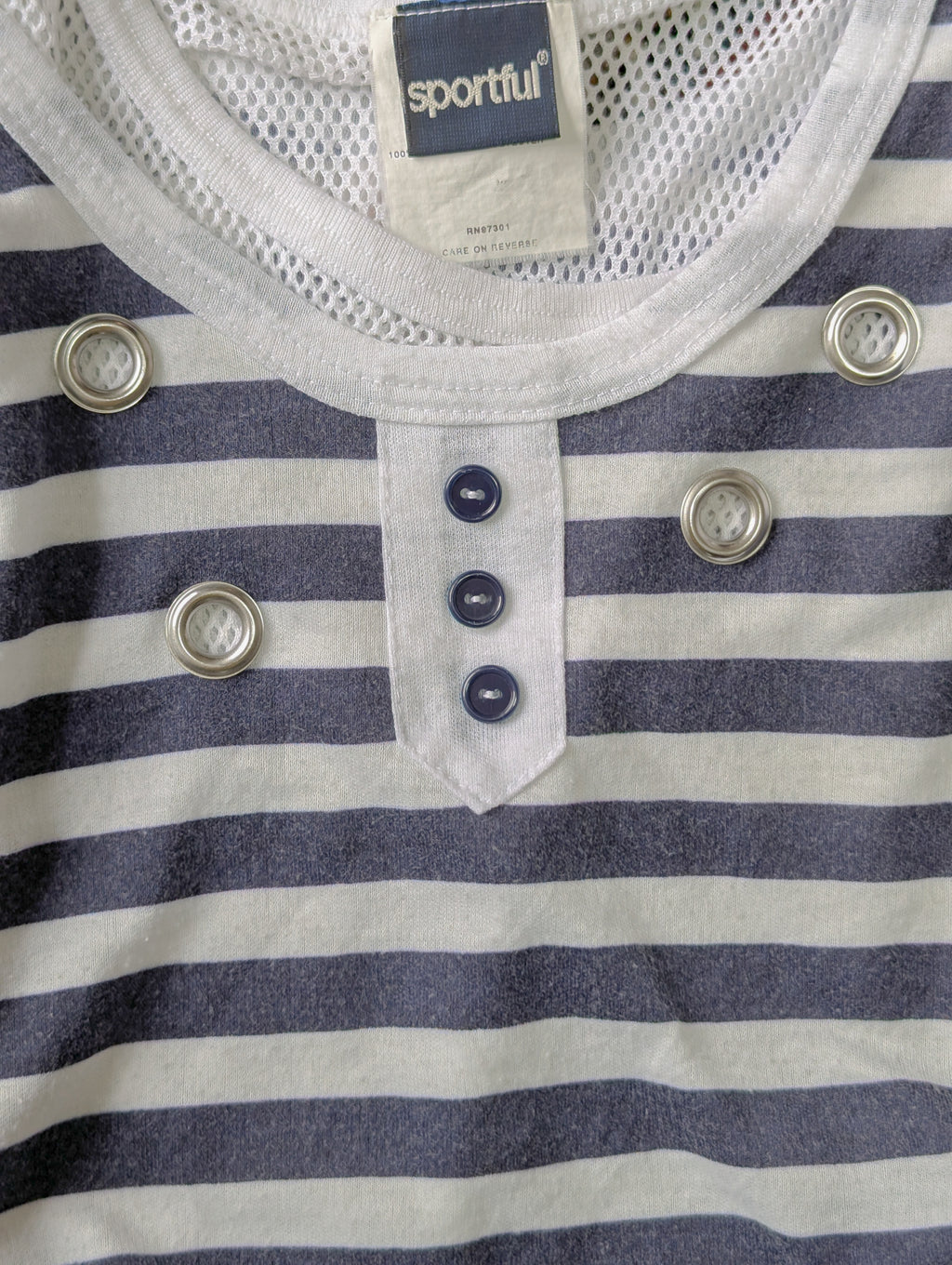 EYELET TANK：E